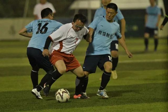 皇马新伯纳乌酒吧因承租方违约陷困境无法开业